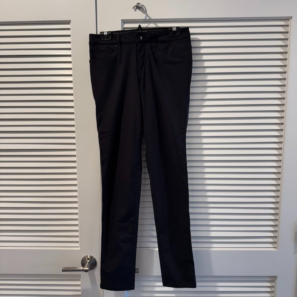 28/34 Black Lululemon ABC Slim pants